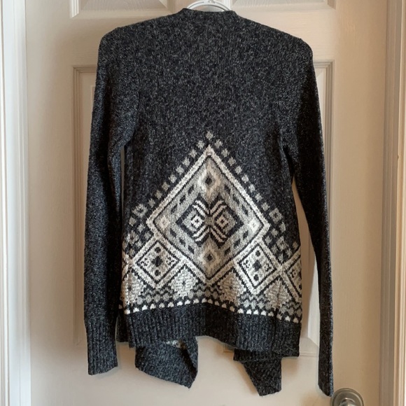 Women’s Hollister Cardigan - Picture 2 of 4